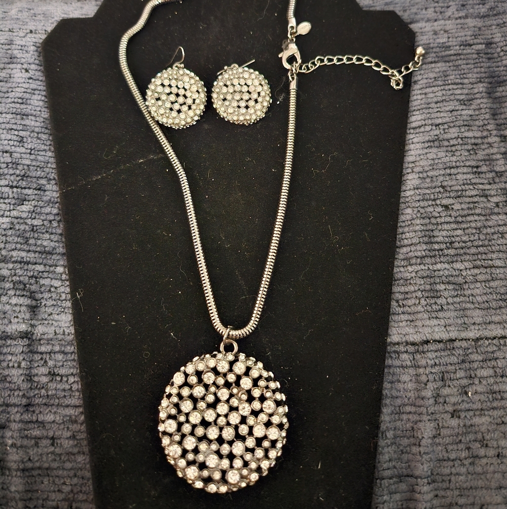 Chicos Silver Crystal Disc Pendant Necklace and Earring Set